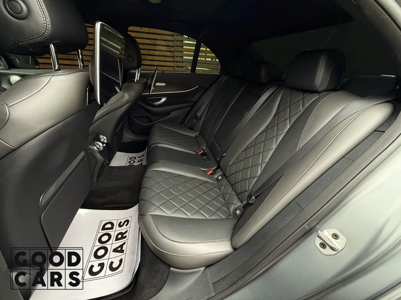 Mercedes-Benz E-Класс - фото 27