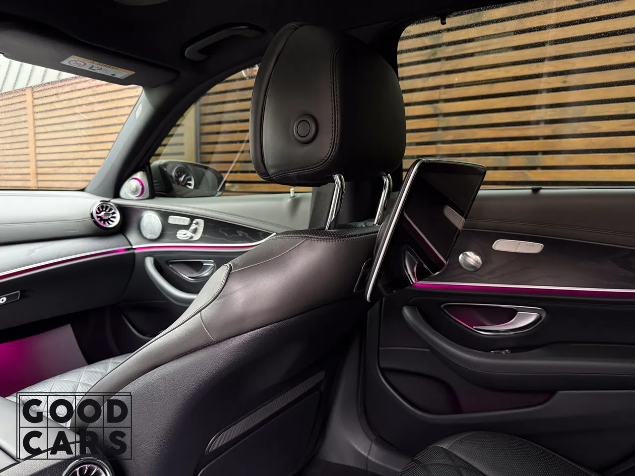 Mercedes-Benz E-Класс - фото 28