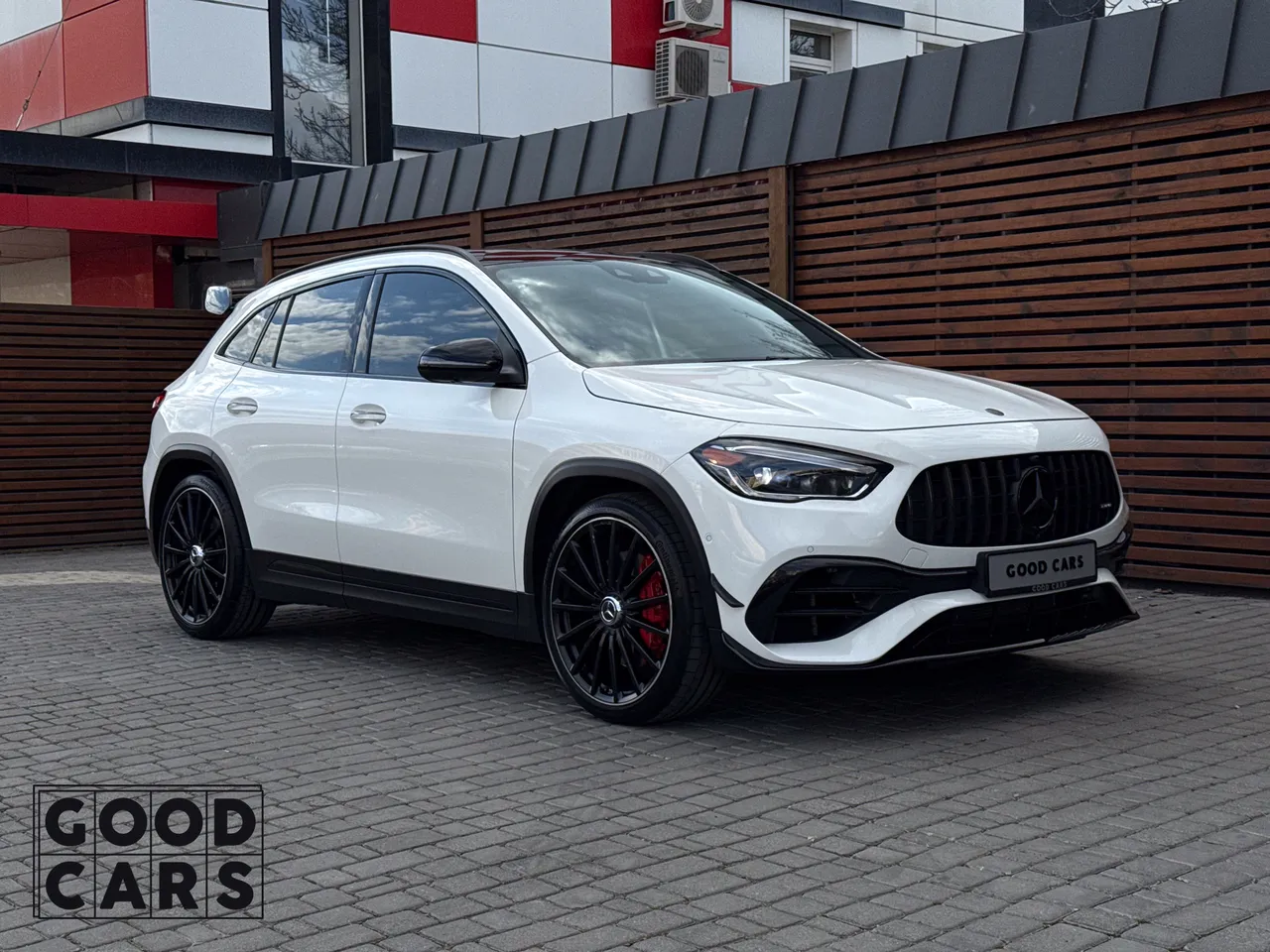 Mercedes-Benz GLA AMG - фото 9