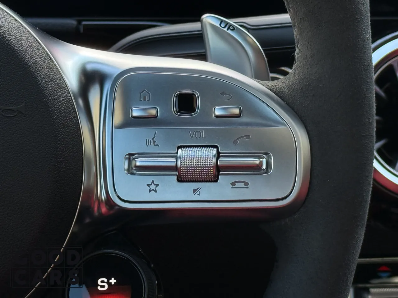 Mercedes-Benz GLA AMG - фото 31