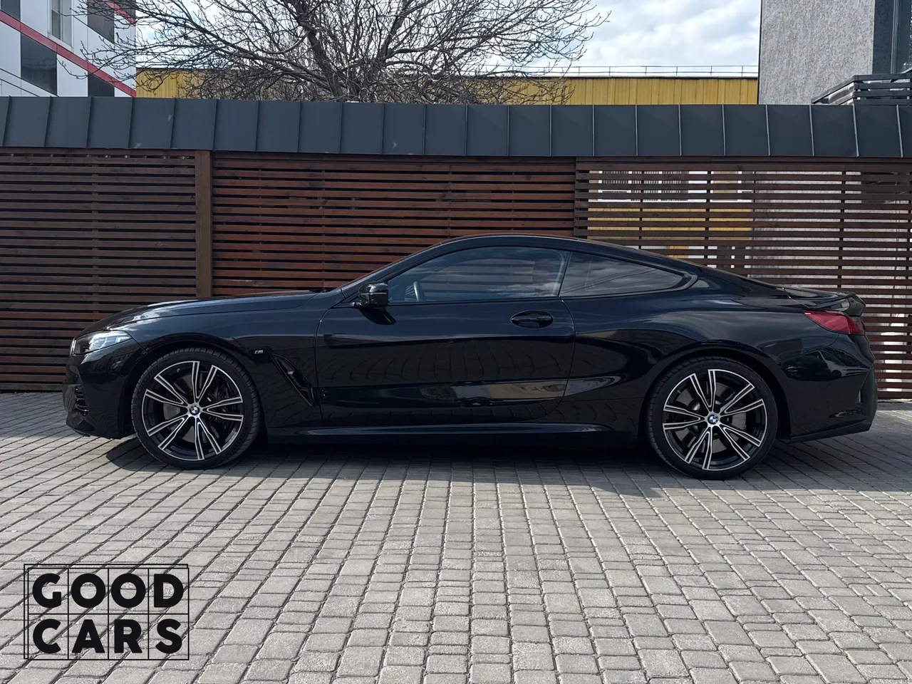 BMW 8 серії - фото 4