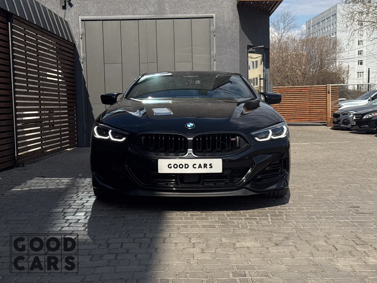 BMW 8 серії - фото 2