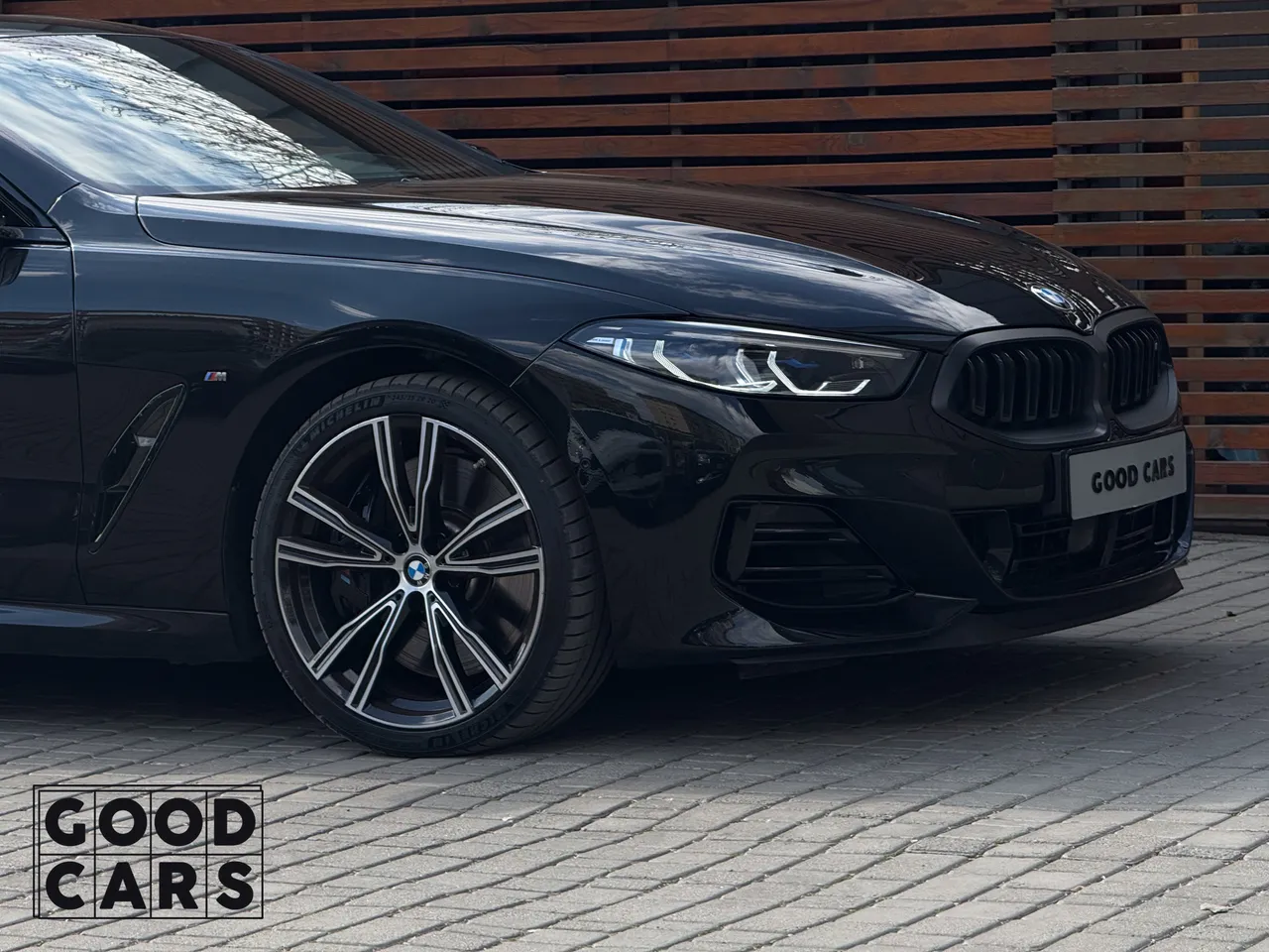 BMW 8 серії - фото 12