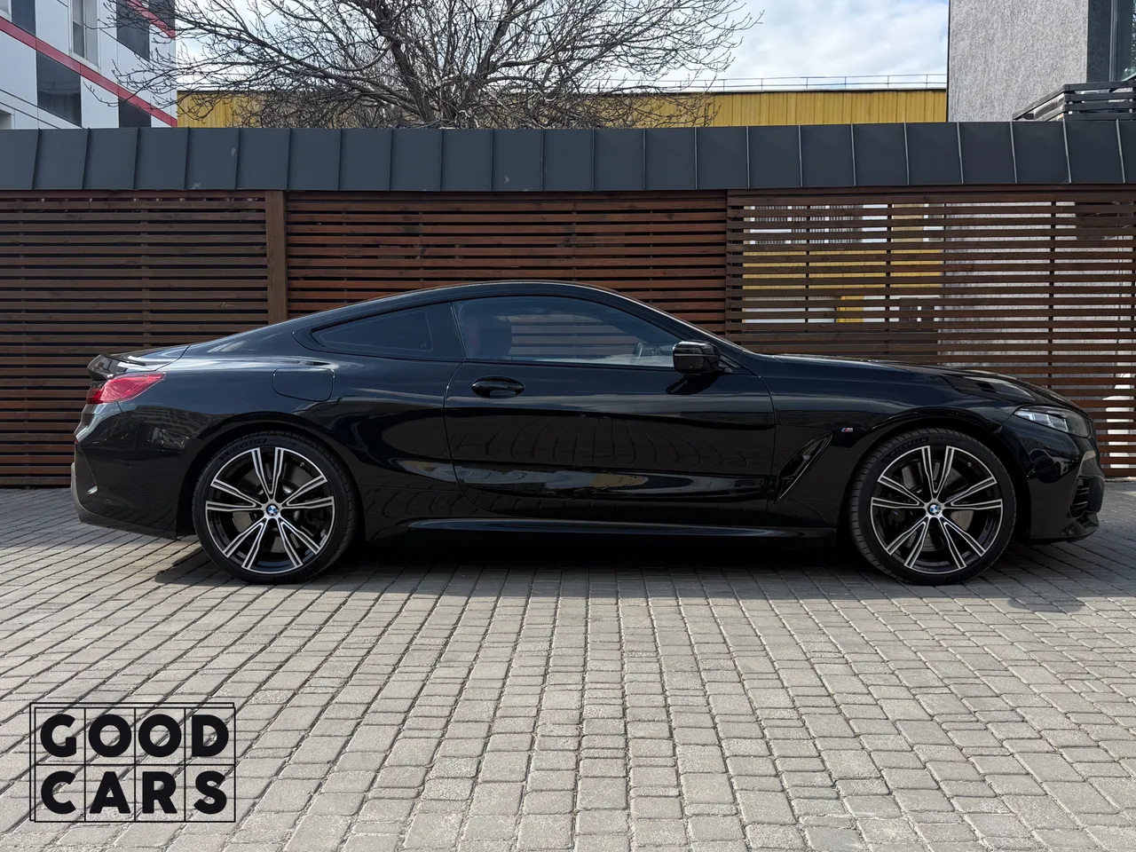 BMW 8 серії - фото 8