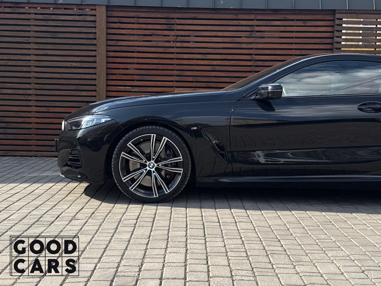 BMW 8 серії - фото 16