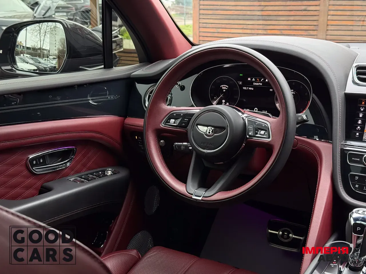 Bentley Bentayga - фото 39