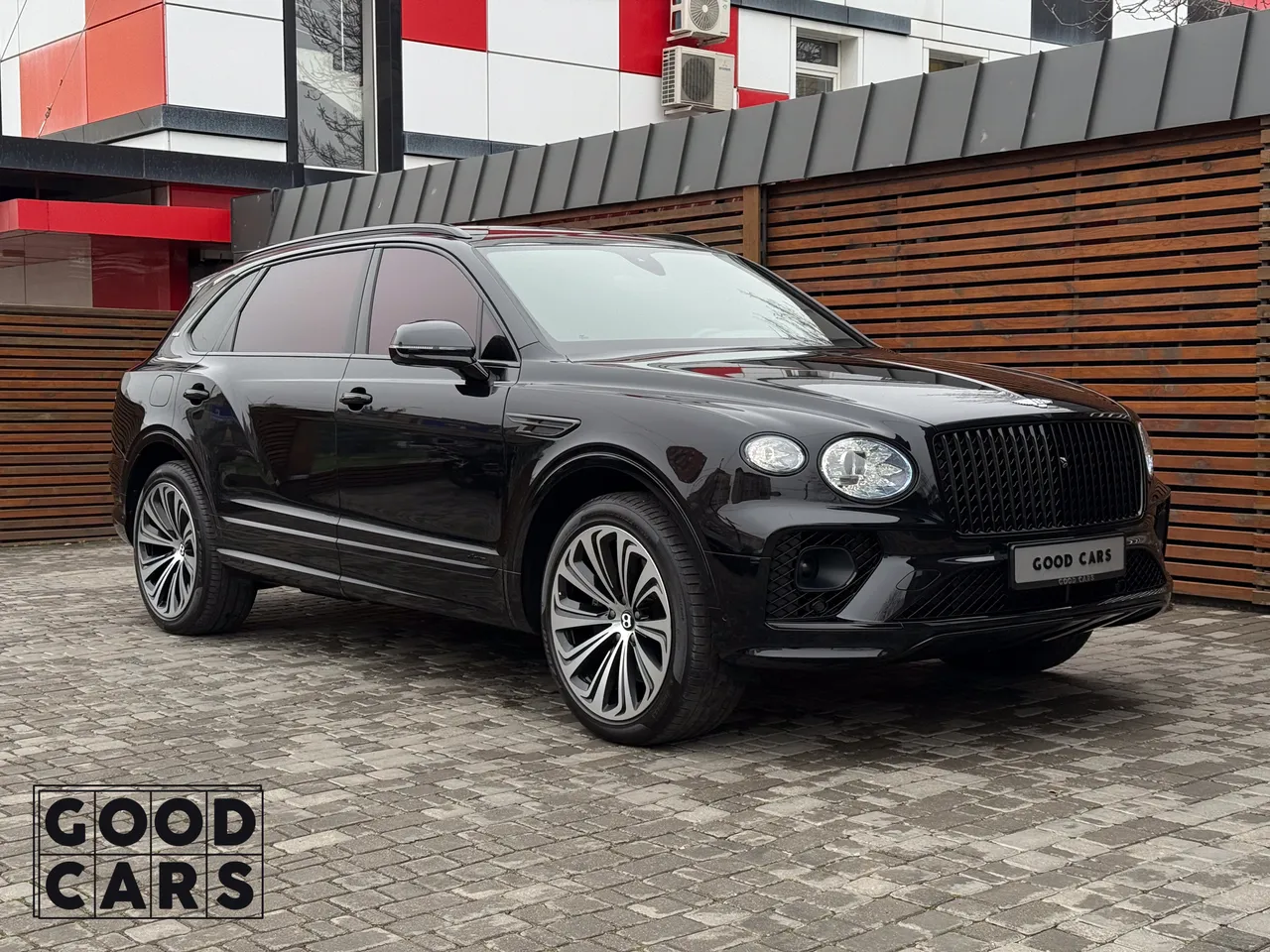 Bentley Bentayga - фото 9