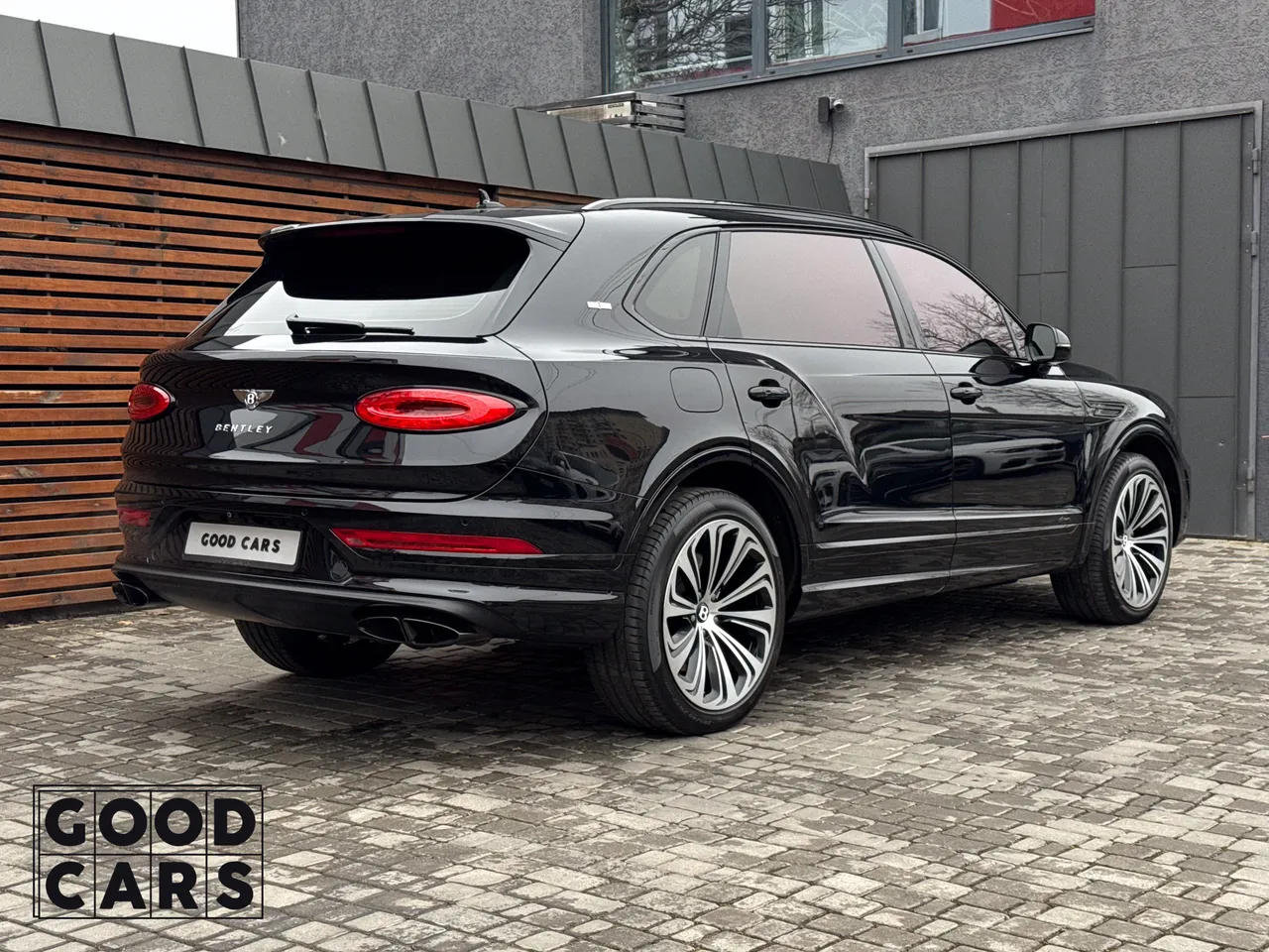 Bentley Bentayga - фото 7