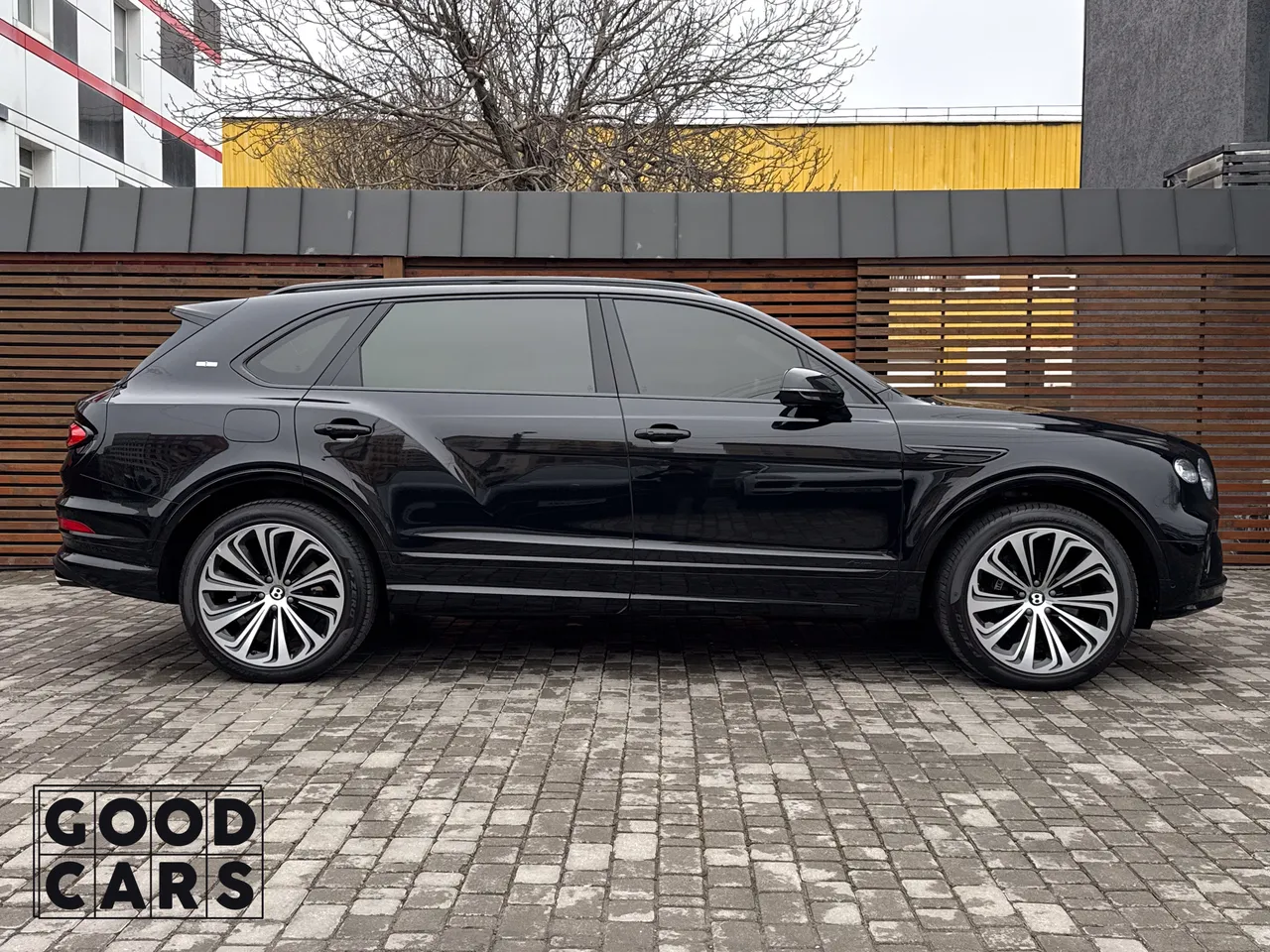 Bentley Bentayga - фото 8