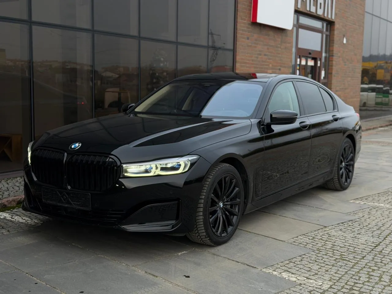 BMW 7 серії - фото 15