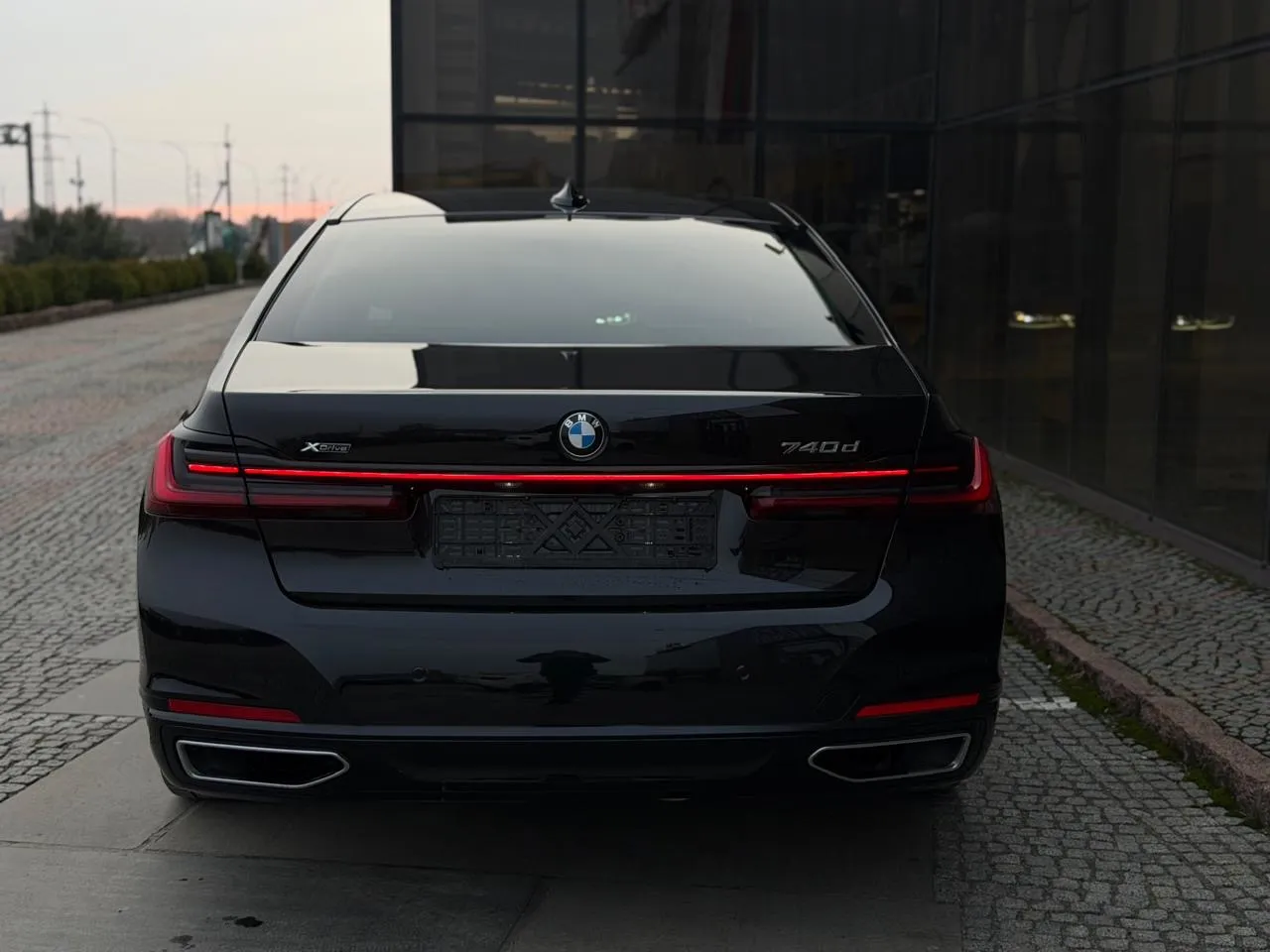 BMW 7 серії - фото 4