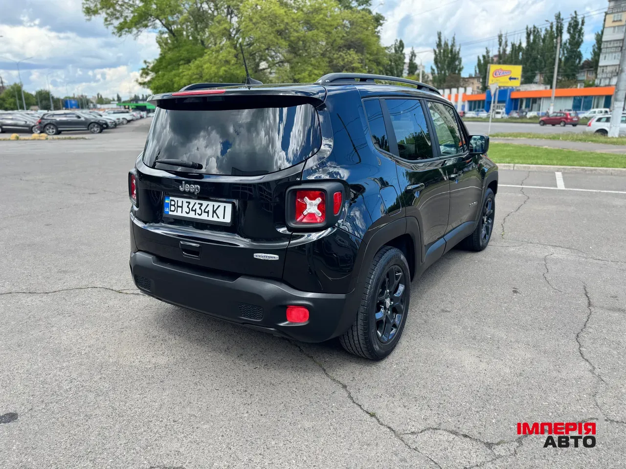 Jeep Renegade - фото 4