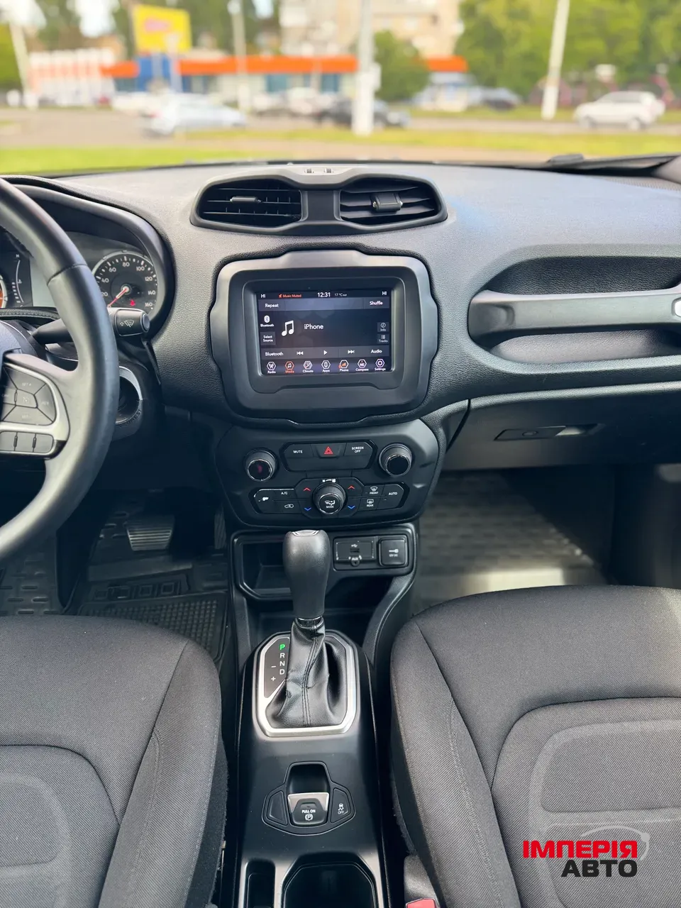 Jeep Renegade - фото 9