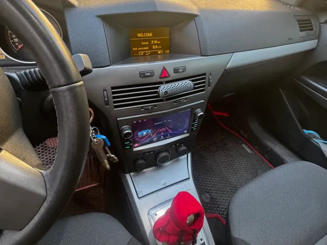 Opel Astra - фото 5