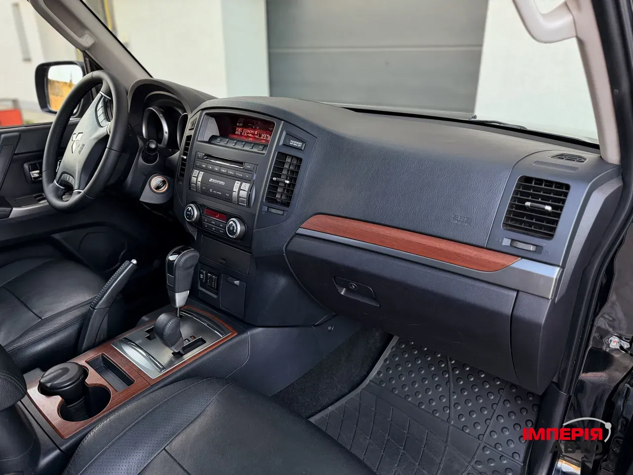 Mitsubishi Pajero - фото 35