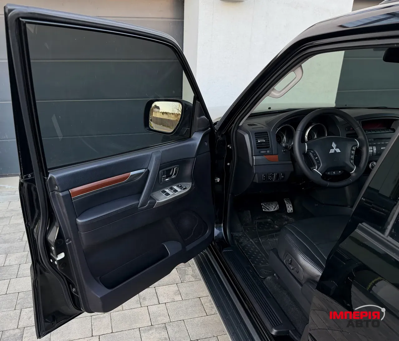 Mitsubishi Pajero - фото 9