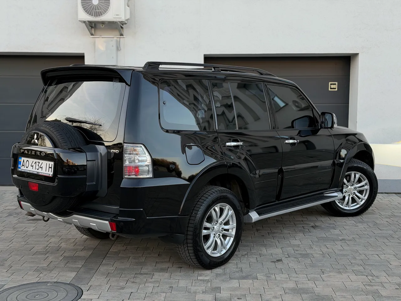 Mitsubishi Pajero - фото 6