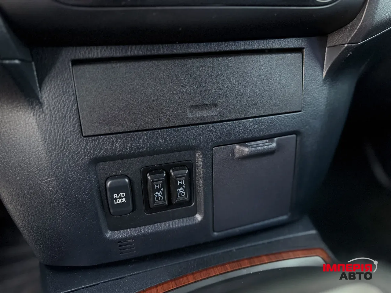 Mitsubishi Pajero - фото 27