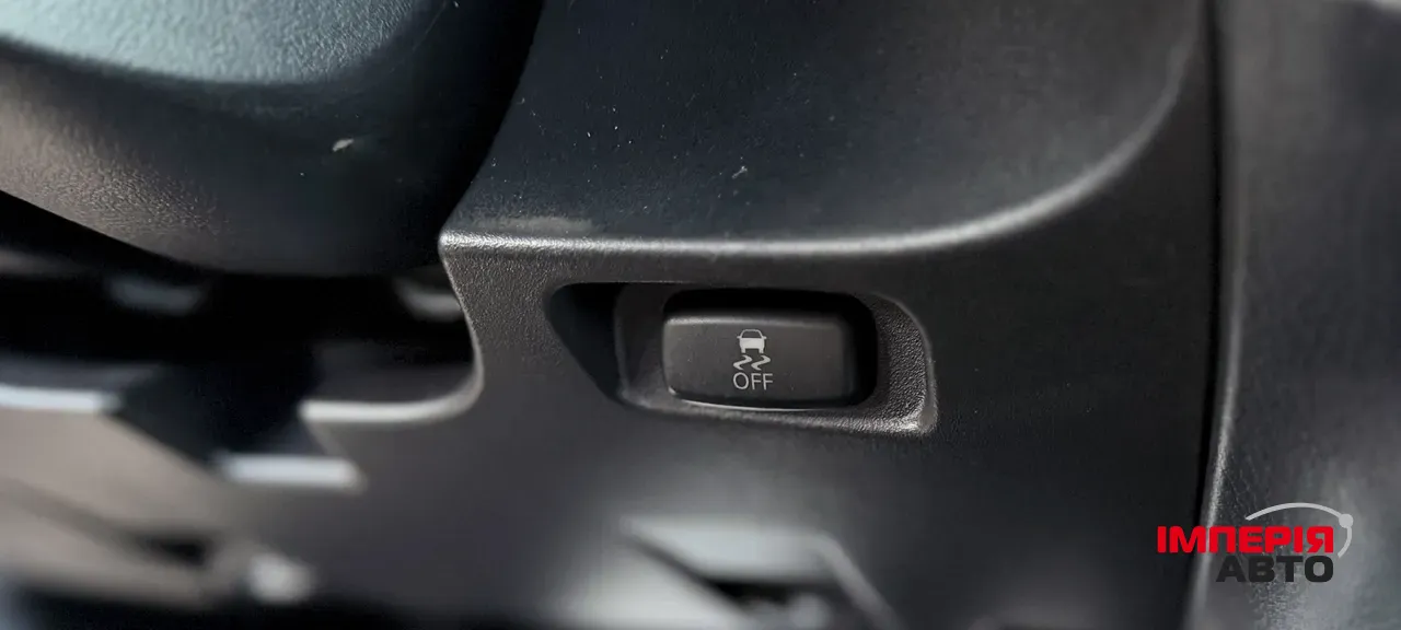 Mitsubishi Pajero - фото 22