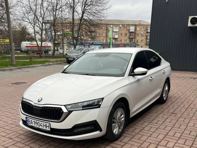 Skoda Octavia - фото 5