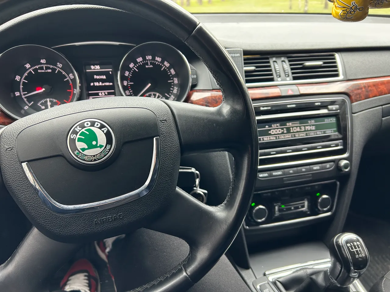 Skoda Superb - фото 12