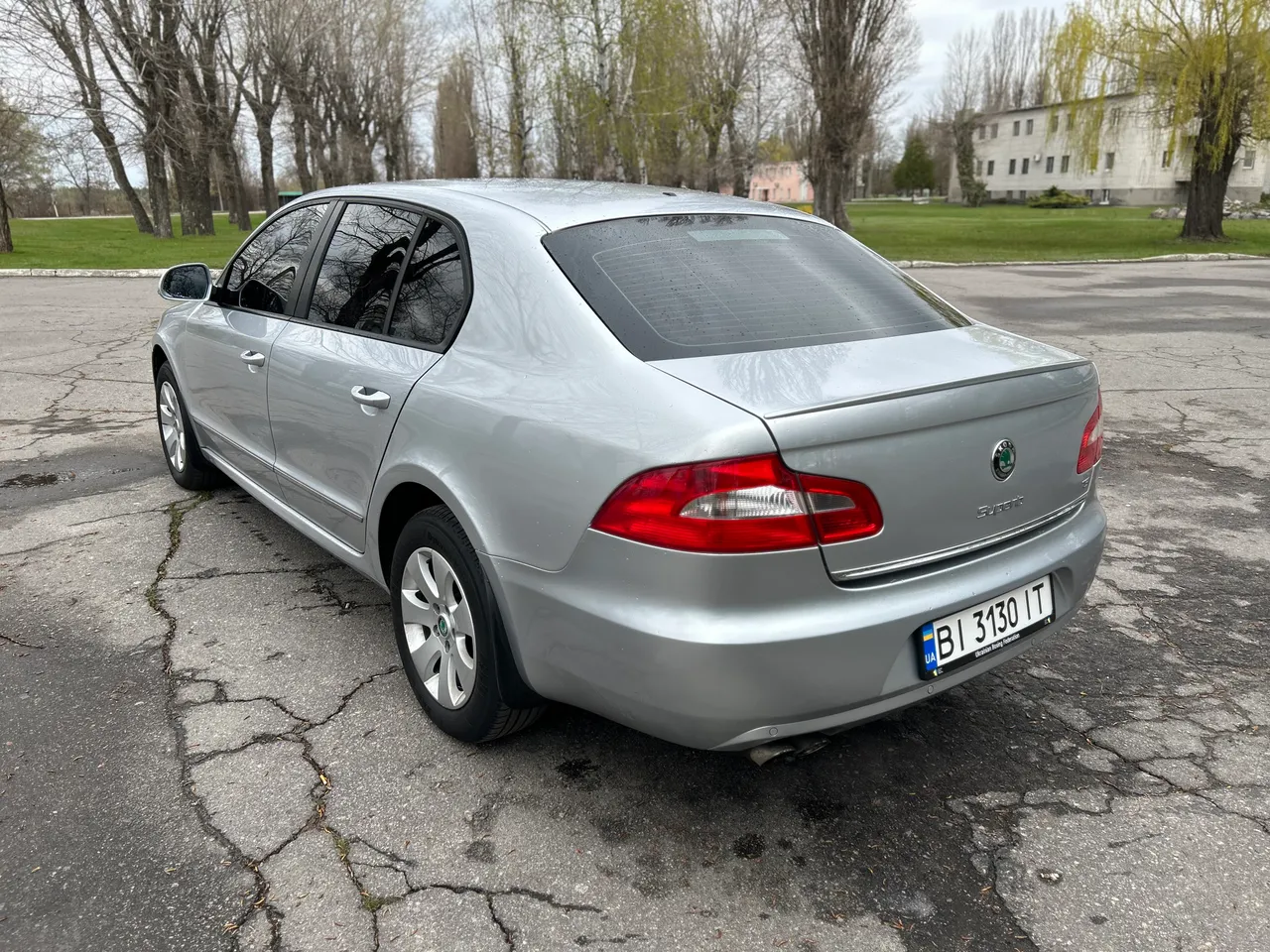 Skoda Superb - фото 6