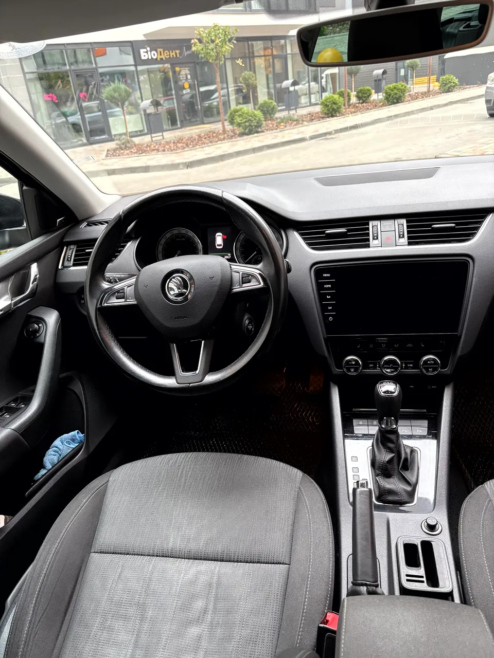 Skoda Octavia - фото 8