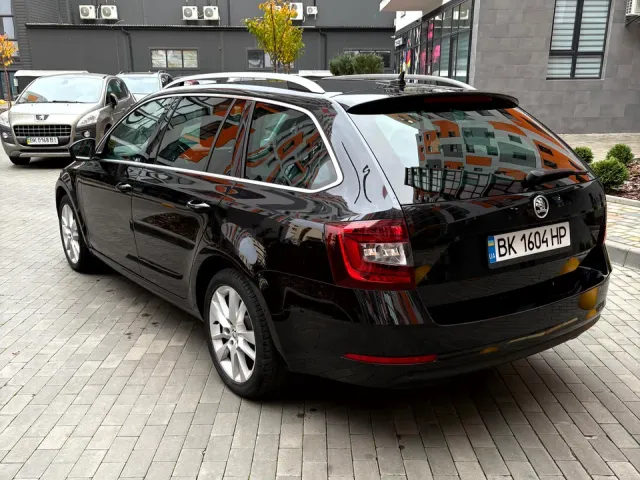 Skoda Octavia - фото 5