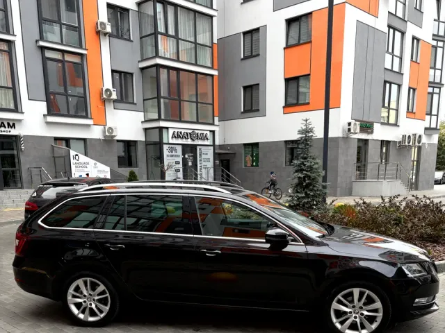 Skoda Octavia - фото 3
