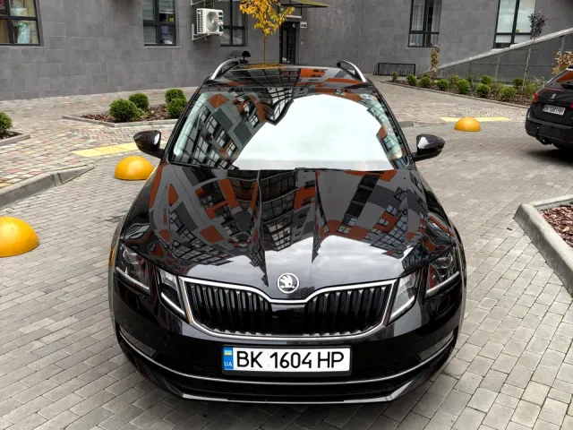 Skoda Octavia - фото 1