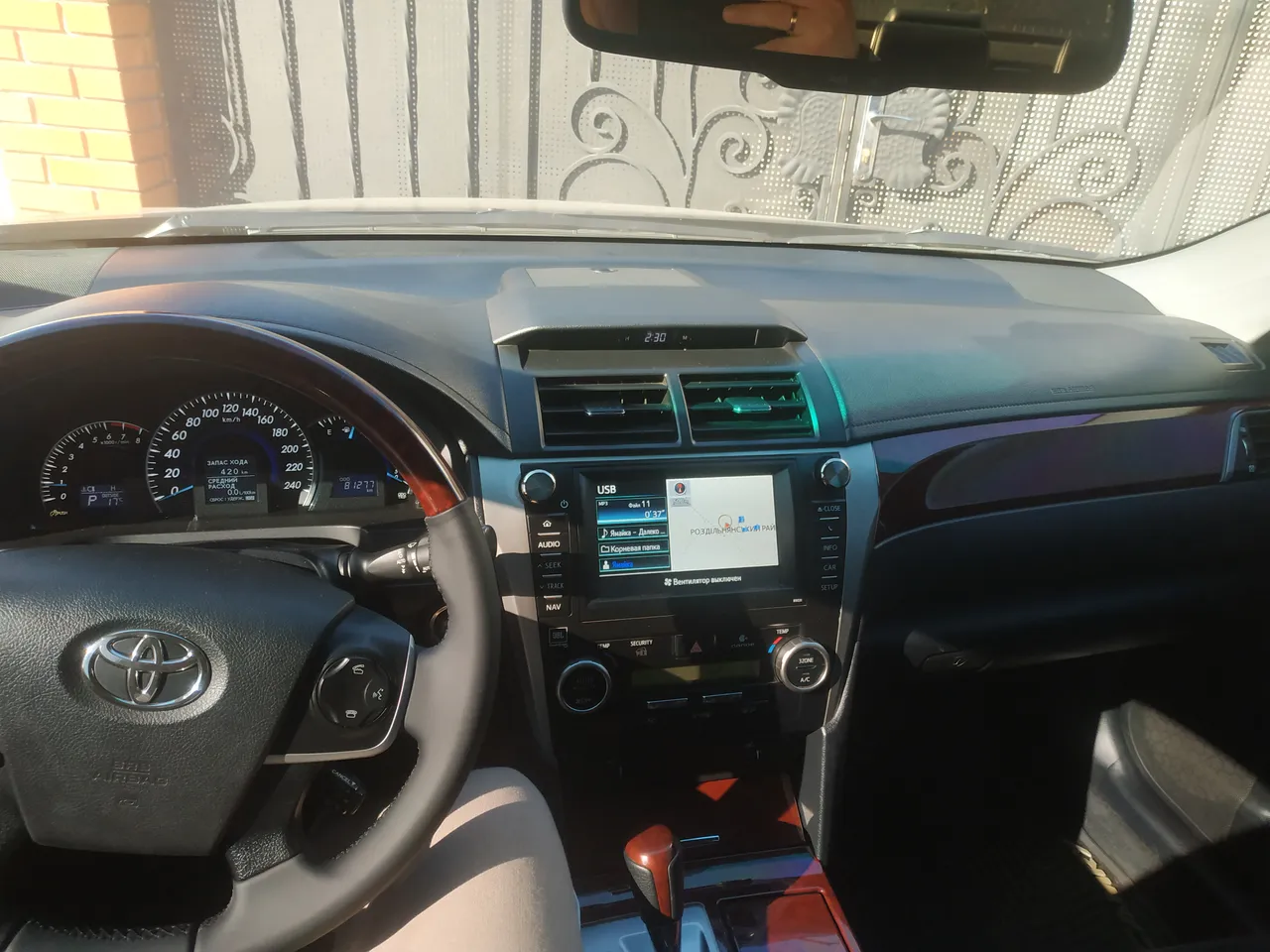 Toyota Camry - фото 13