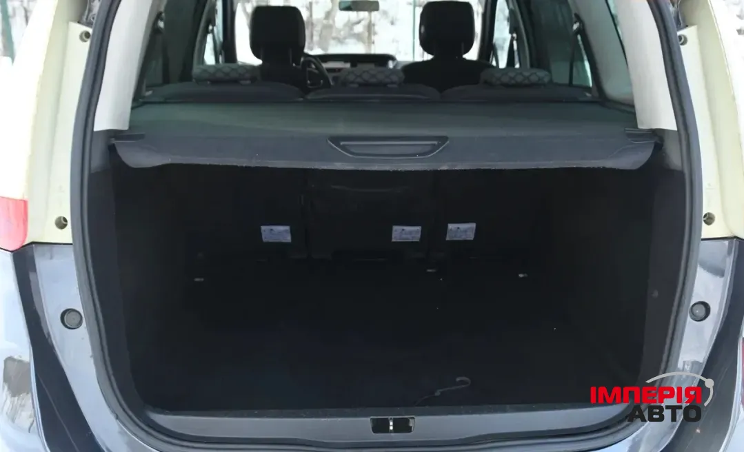 Renault Megane - фото 7