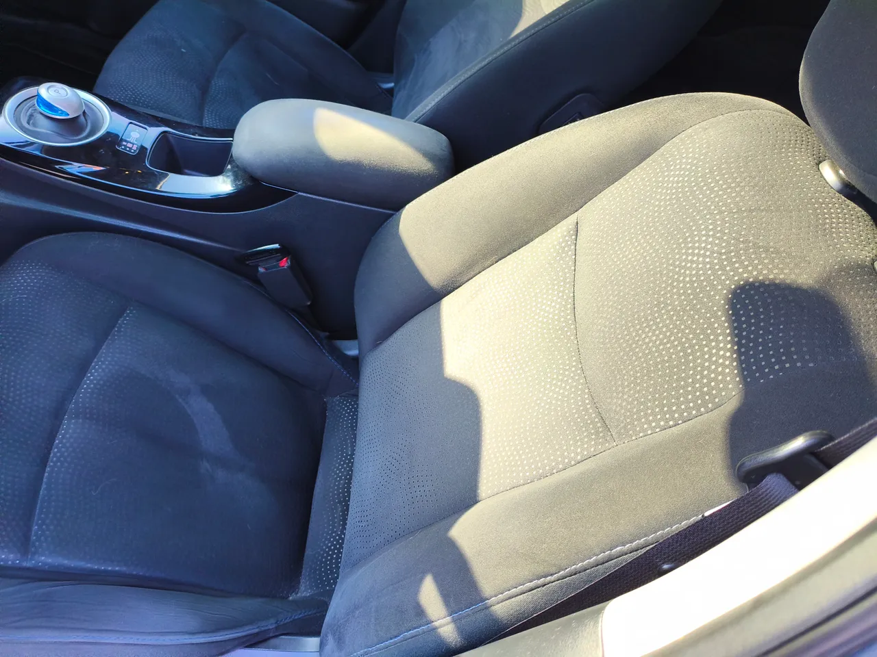 Nissan Leaf - фото 10