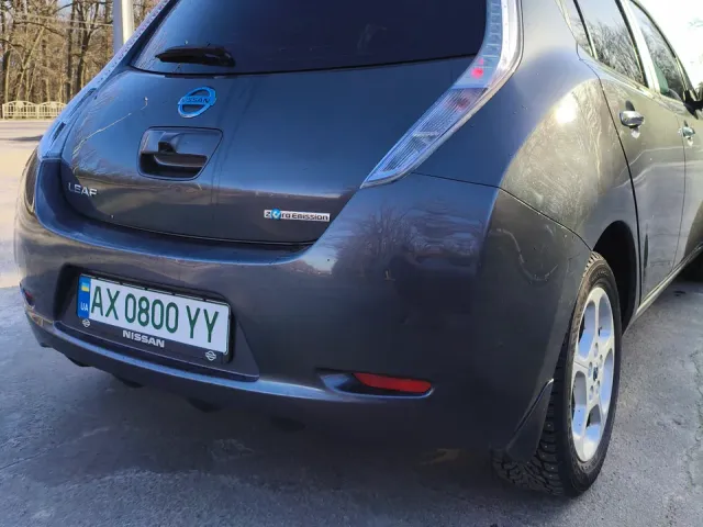 Nissan Leaf - фото 5