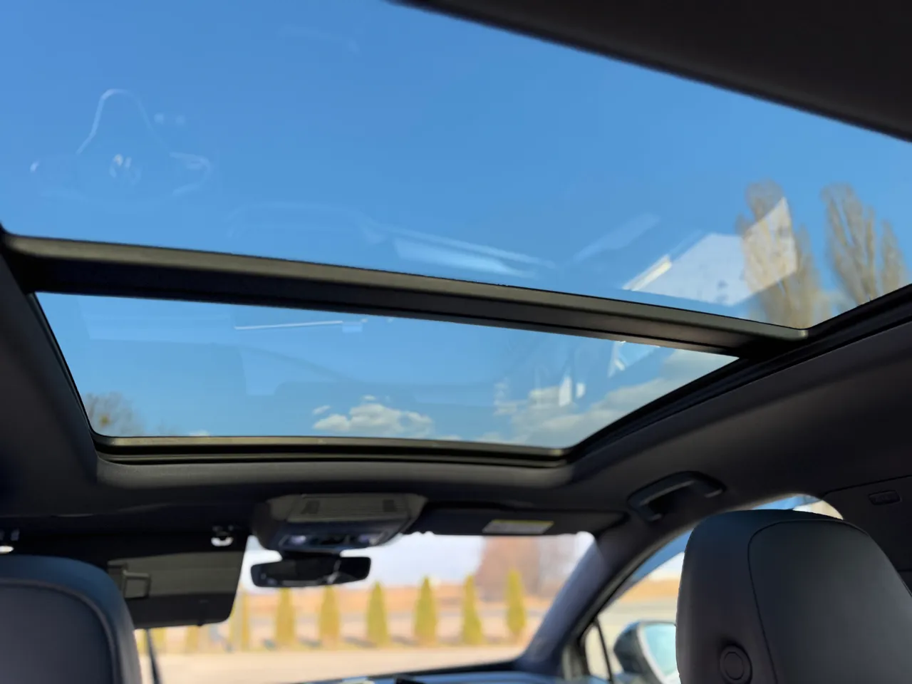 Volkswagen ID.4 - фото 12