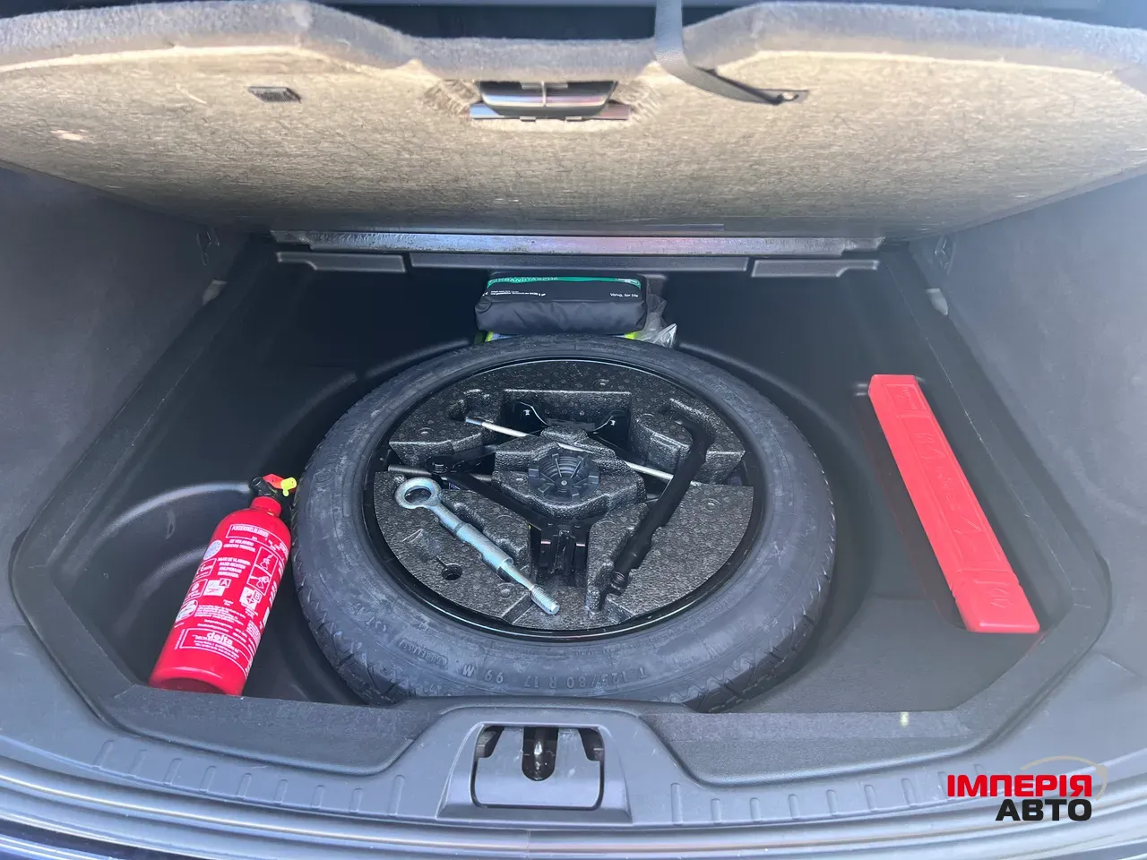 Volvo V60 - фото 34