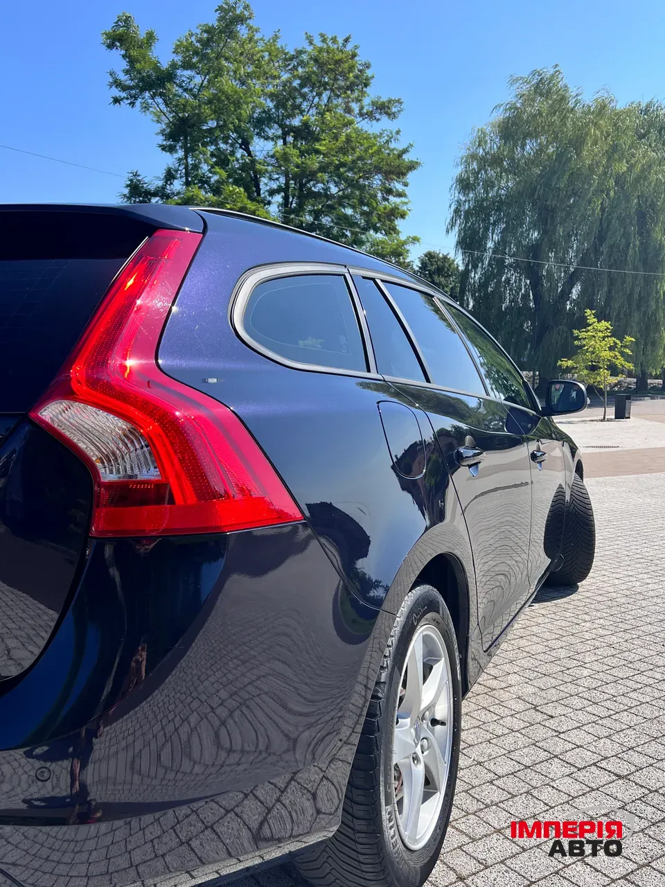 Volvo V60 - фото 19