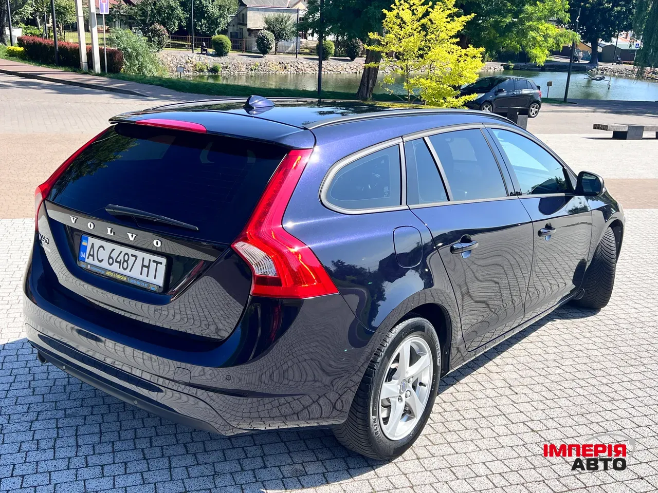 Volvo V60 - фото 17