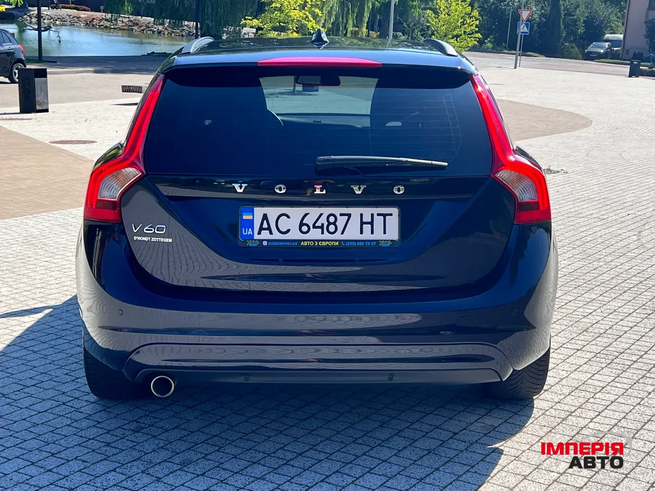 Volvo V60 - фото 14
