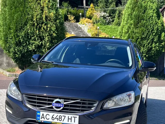 Volvo V60 - фото 5