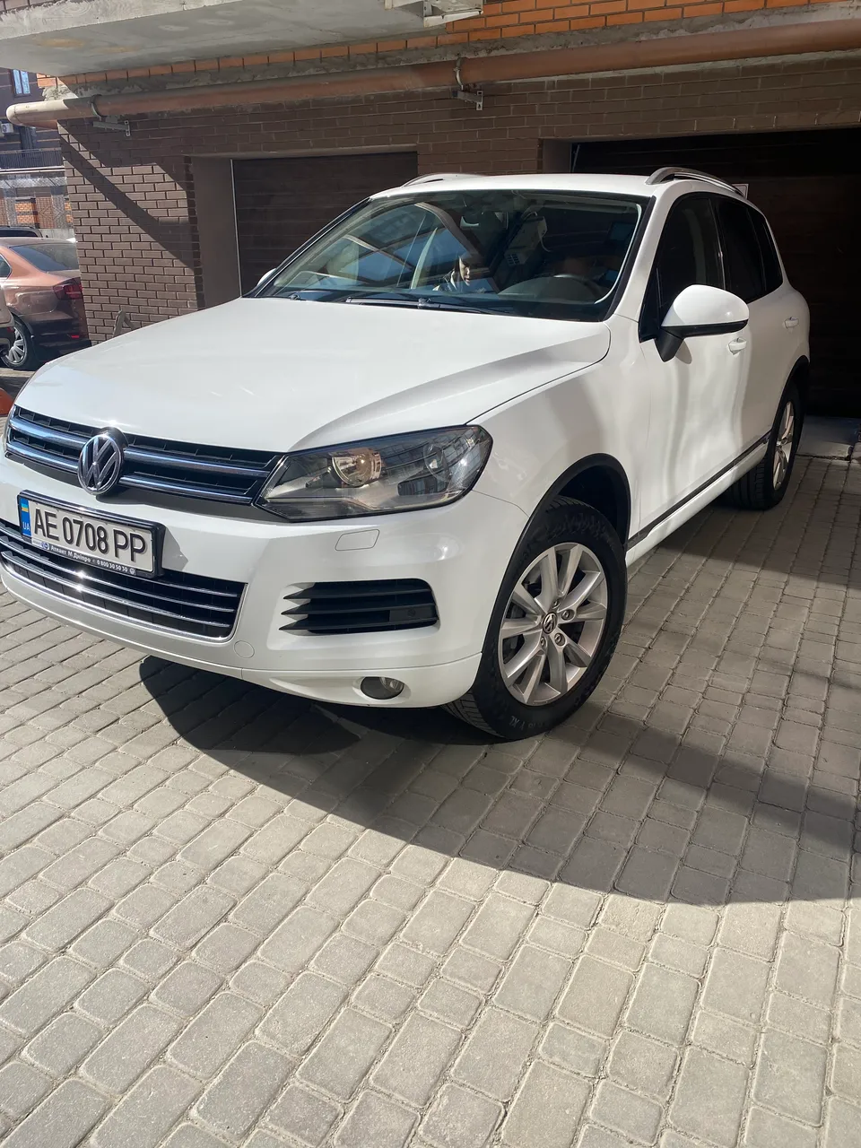 Volkswagen Touareg - фото 4