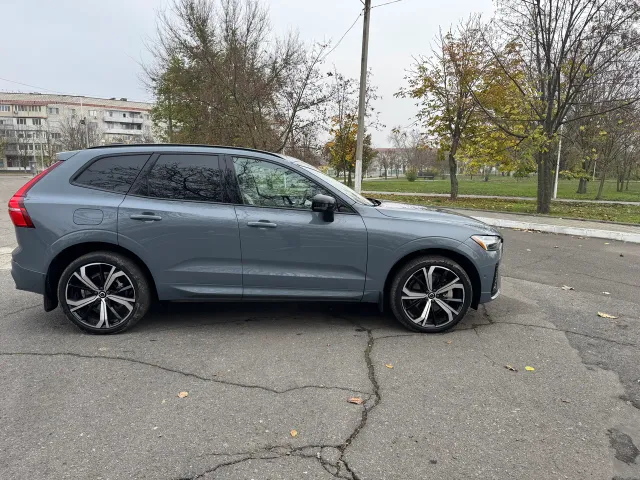 Volvo XC60 - фото 5