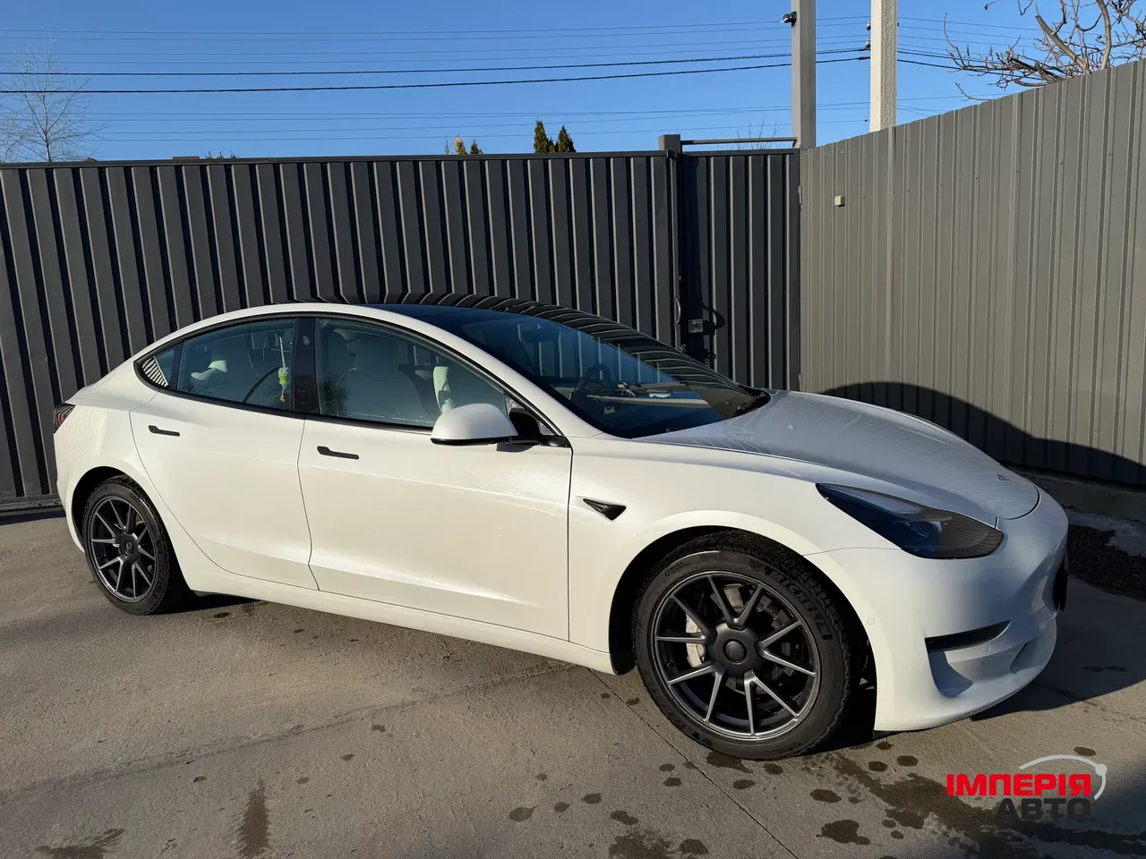 Tesla Model 3 - фото 6