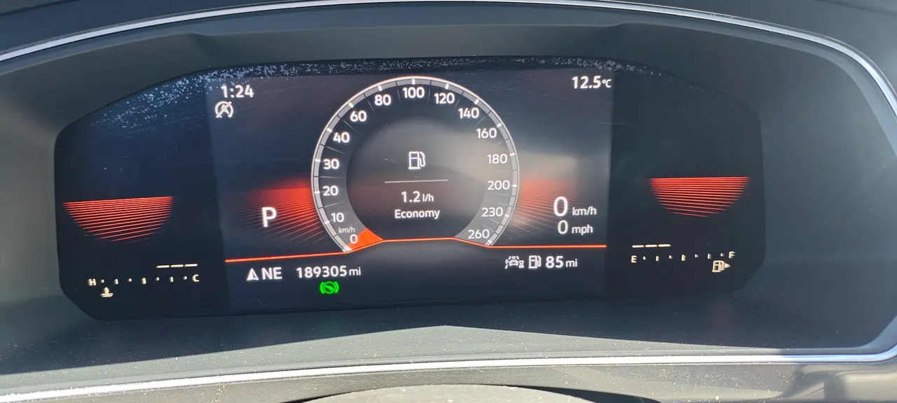 Volkswagen Tiguan - фото 47