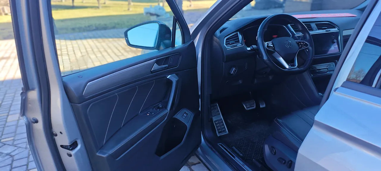 Volkswagen Tiguan - фото 35