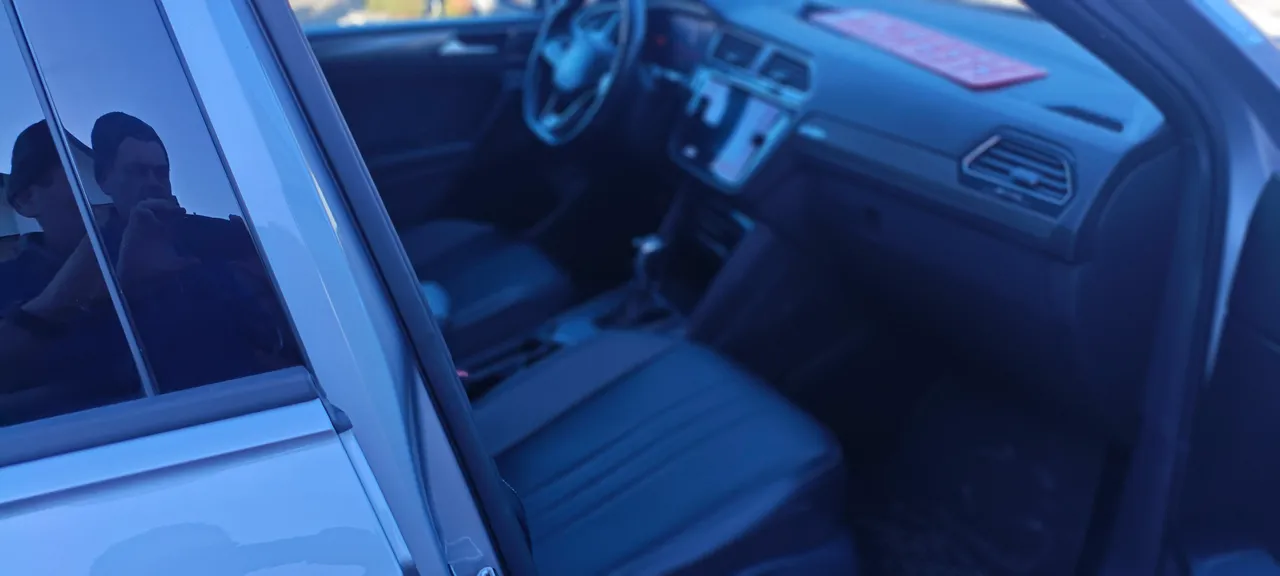 Volkswagen Tiguan - фото 29