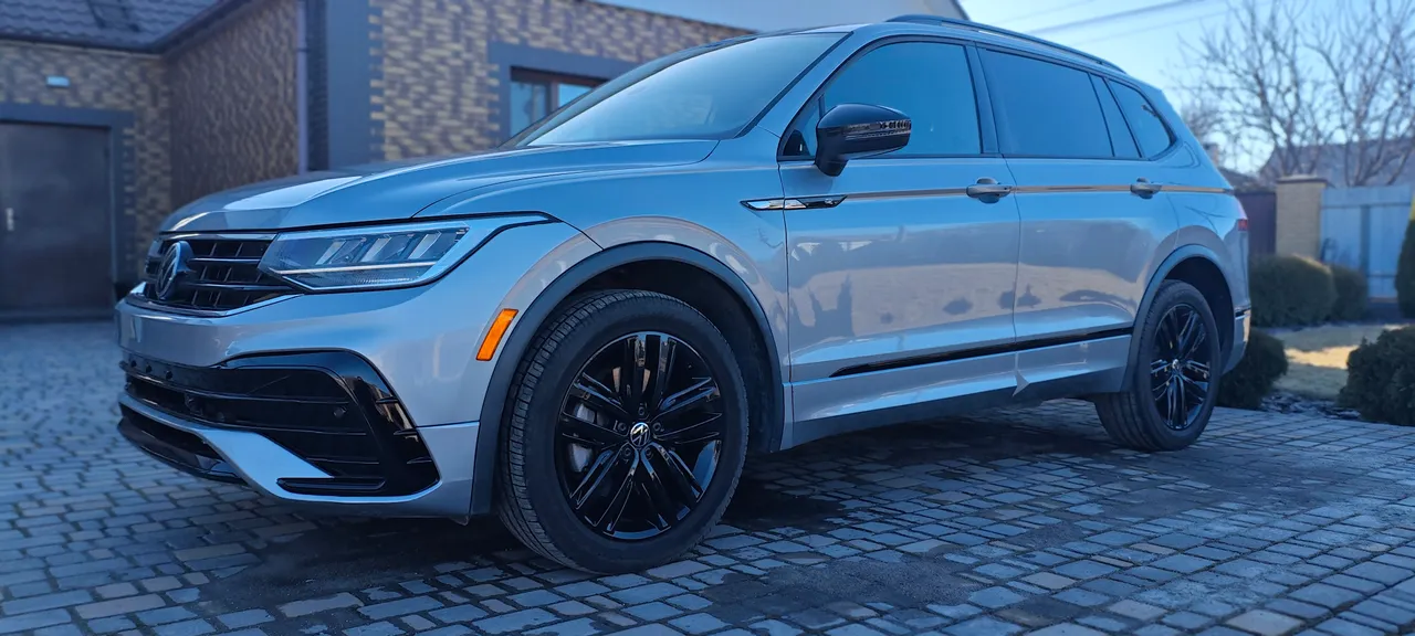 Volkswagen Tiguan - фото 17
