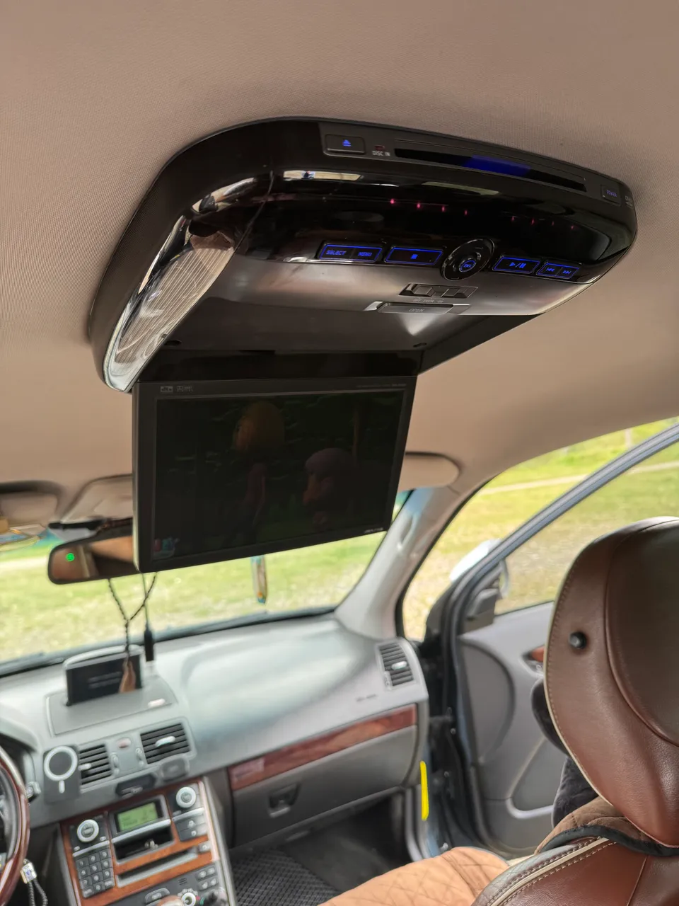 Volvo XC90 - фото 6