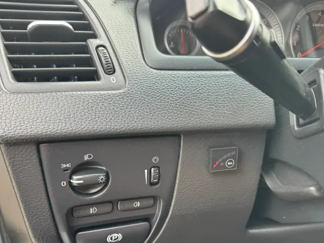 Volvo XC90 - фото 2