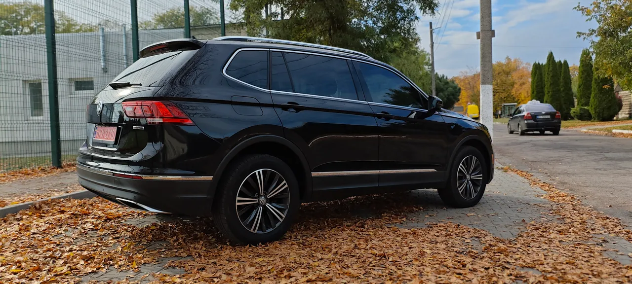 Volkswagen Tiguan - фото 18